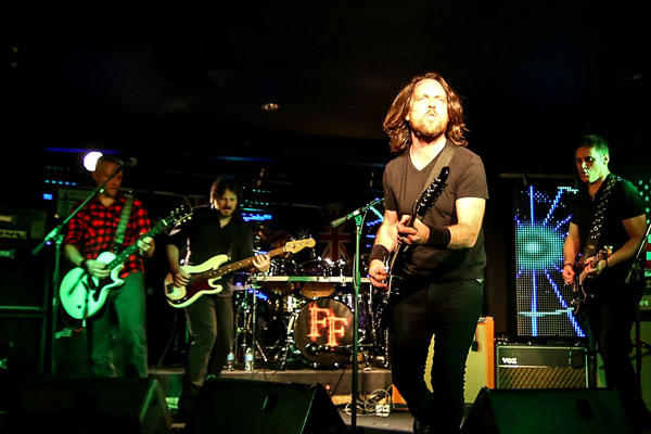 FIGHTING FOO – WITH DAVE GROWL